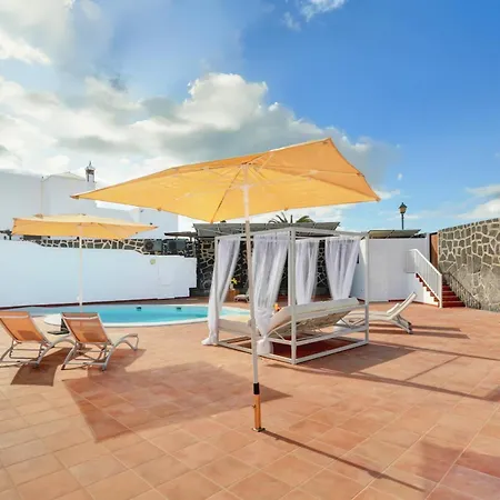 Villa Matilde Playa Blanca